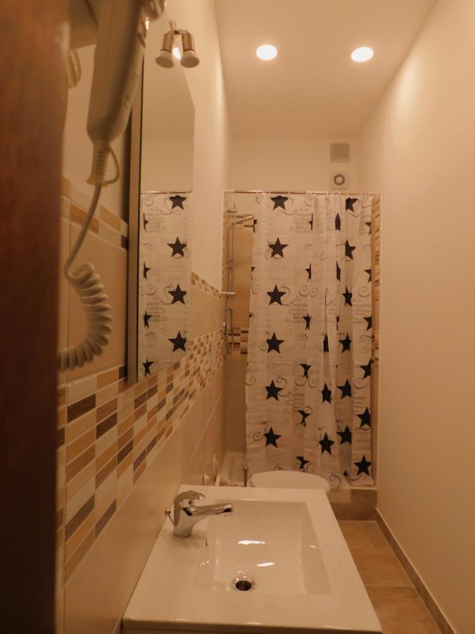 Frankie'S House B&B คาตาเนีย ภายนอก รูปภาพ
